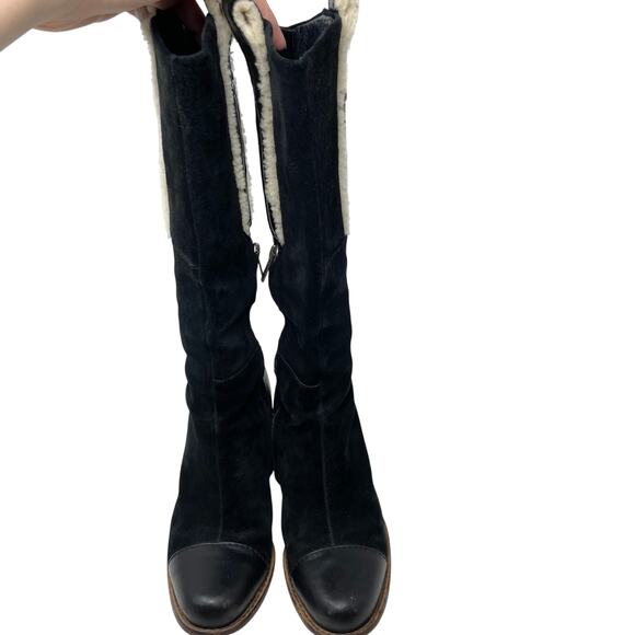 UGG Black and Cream Heeled Boots - Picture 7 of 11